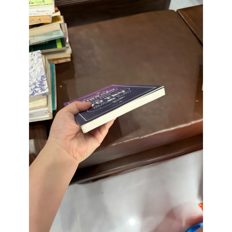 Đừng là tinh cầu cô độc giữa vũ trụ bao la – Dương Thụy- K4 1029433