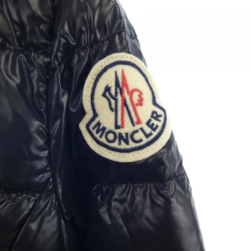 Áo khoác lông vũ MONCLER 640239