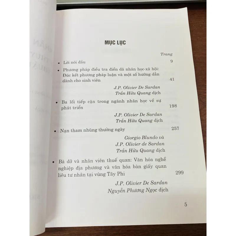 NHÂN HỌC PHÁT TRIỂN - LÝ THUYẾT, PHƯƠNG PHÁP VÀ KỸ THUẬT NGHIÊN CỨU ĐIỀN DÃ 602979