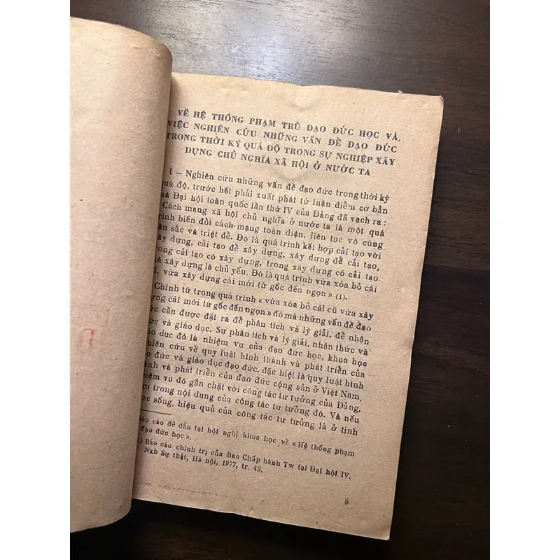 📖 Mấy vấn đề đạo đức và thẩm mỹ trong thời kỳ quá độ 606615