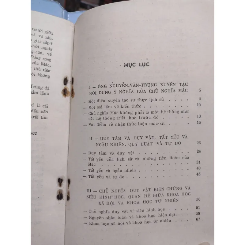 Sách: Quyển "Nhận định" một tác phẩm duy linh nhân vị nhằm xuyên tạc chủ nghĩa mác 657098