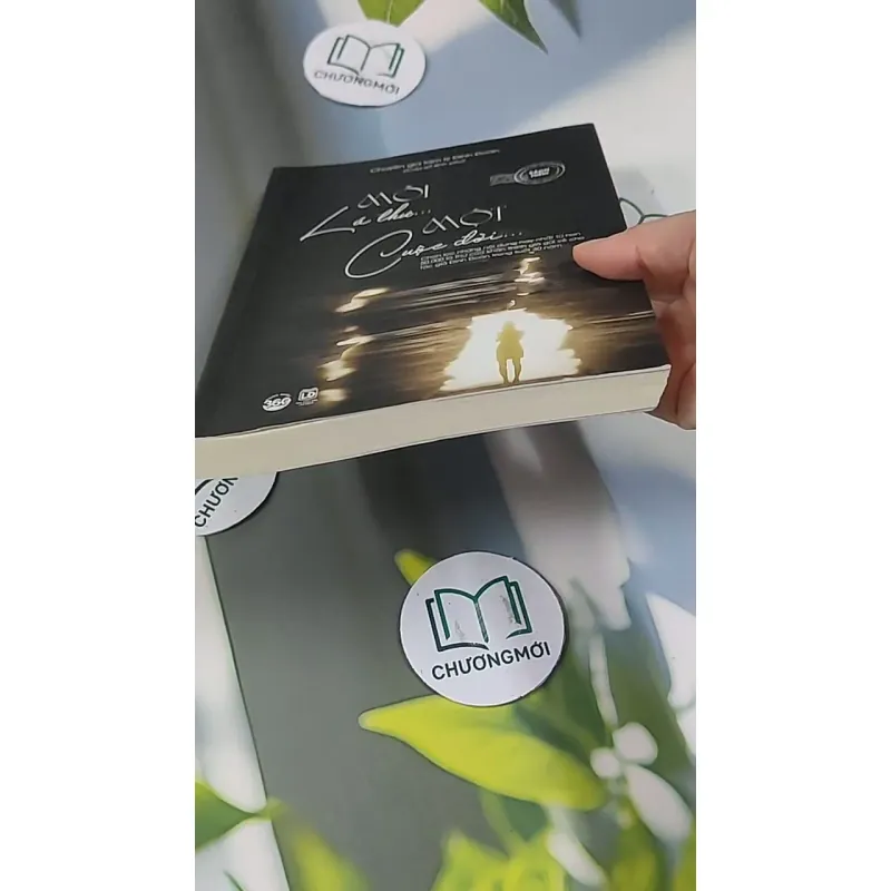 [MIỄN PHÍ BỌC SÁCH] Mỗi Lá Thư - Một Cuộc Đời 705619