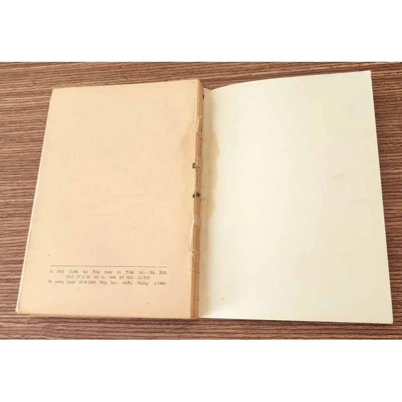 Tiểu thuyết SƠN NỮ & TƯỚNG CƯỚP 776169