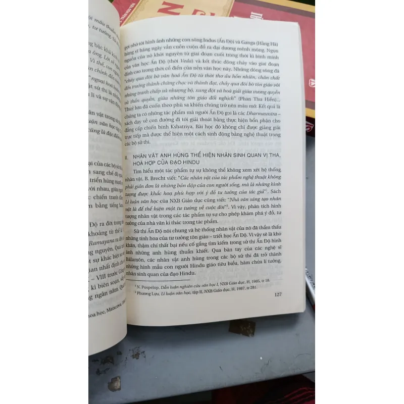 TƯ TƯỞNG TÔN GIÁO TRIẾT HỌC TRONG VĂN HỌC ẤN ĐỘ THỜI KÌ CỔ TRUNG ĐẠI - NGUYỄN THỊ MAI LIÊN 719438