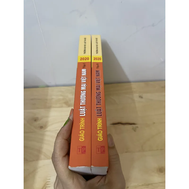 Giáo trình Luật thương mại 2tập  1040958