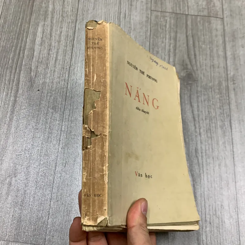 Tiểu thuyết Nắng - nguyễn thế phương. 1972. 6b2 718617