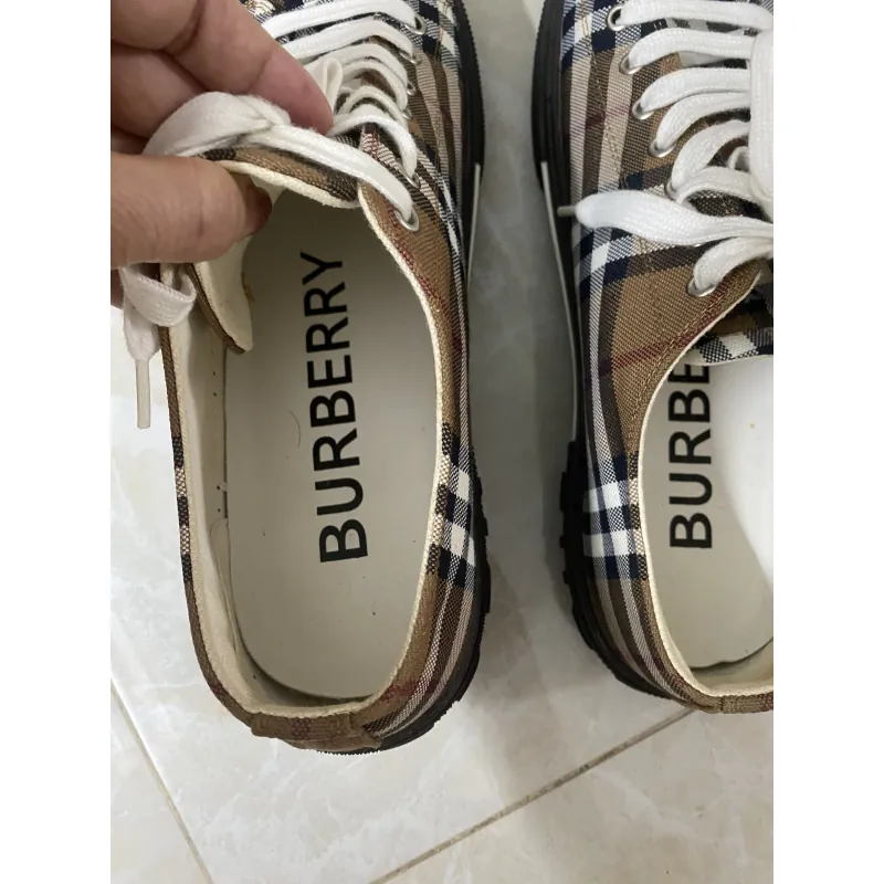 giày nam chính hãng size 42  975114