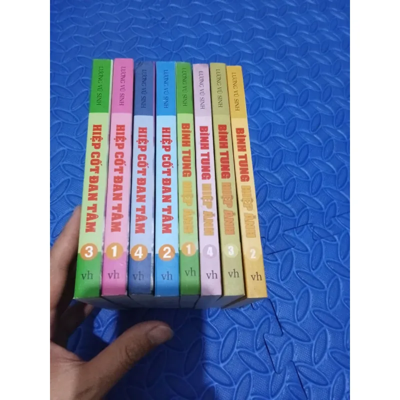 Bình Tung Hiệp Ảnh + Hiệp Cốt Đan Tâm - Lương Vũ Sinh 995367