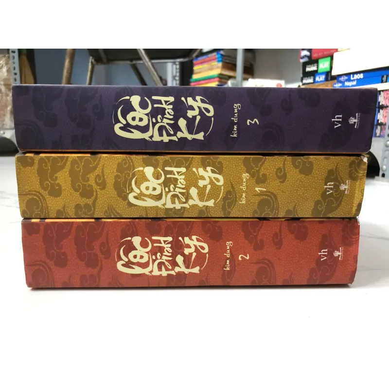 Lộc Đỉnh Ký – Tác giả: Kim Dung  Số tập: 3 689231
