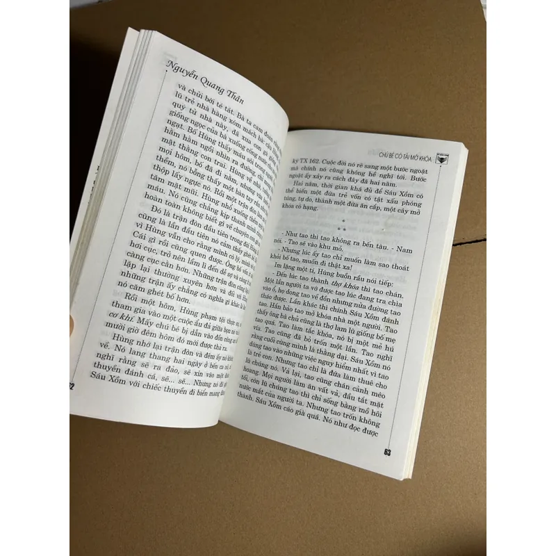 Chú bé có tài mở khoá 733453