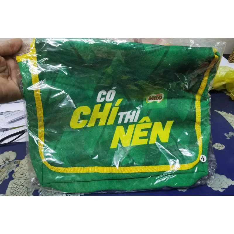 Túi đeo chéo năng động - KM sữa Milo 996211
