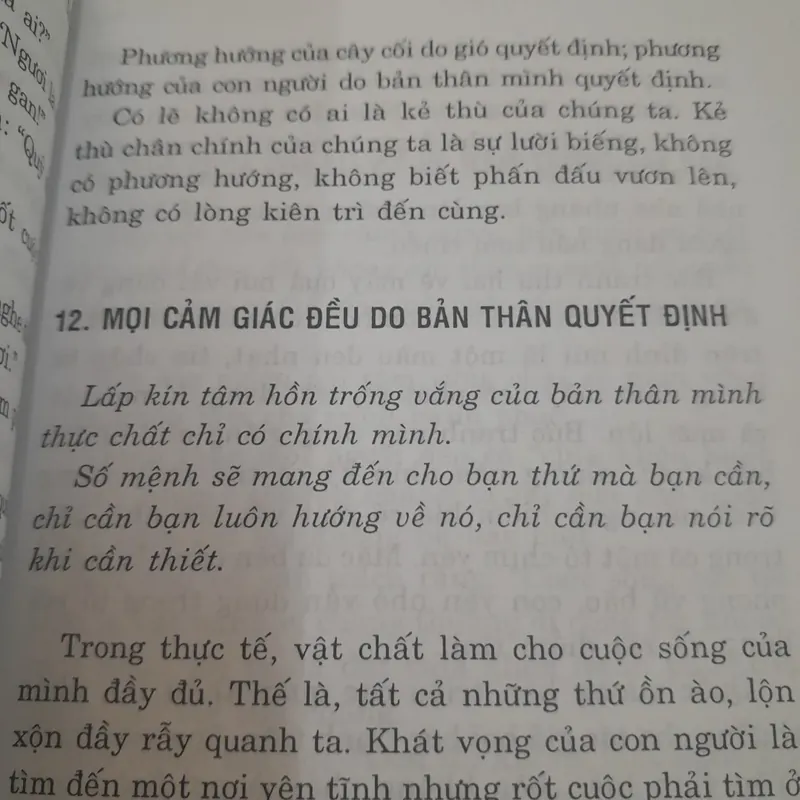 8 cá tính của người thành đạt. Tác giả Thủy Trung Ngư.  693046