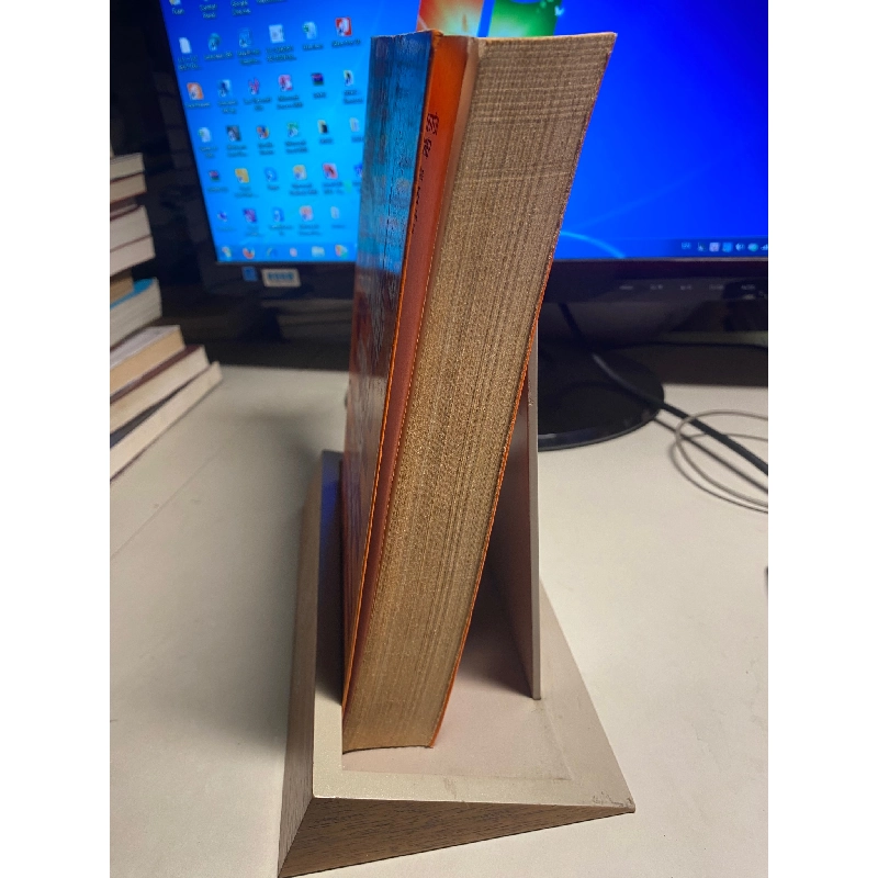 Nhượng Quyền Khởi Nghiệp: Con Đường Ngắn Để Bước Ra Thế Giới - Nguyễn Phi Vân- sách lưu kho mới 85-90%, có ố 784149