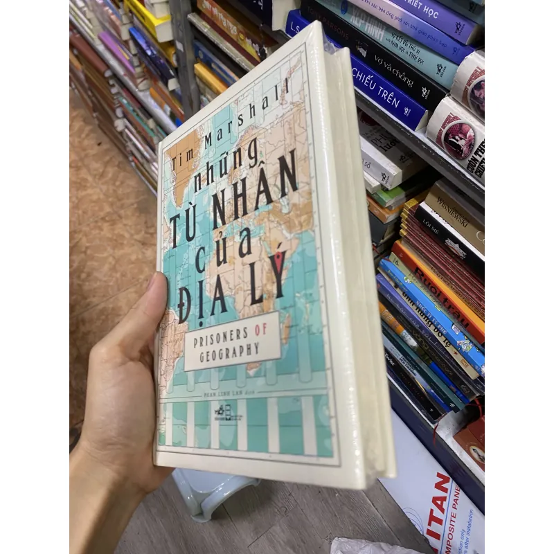 Những tù nhân địa lý bìa cứng 308265