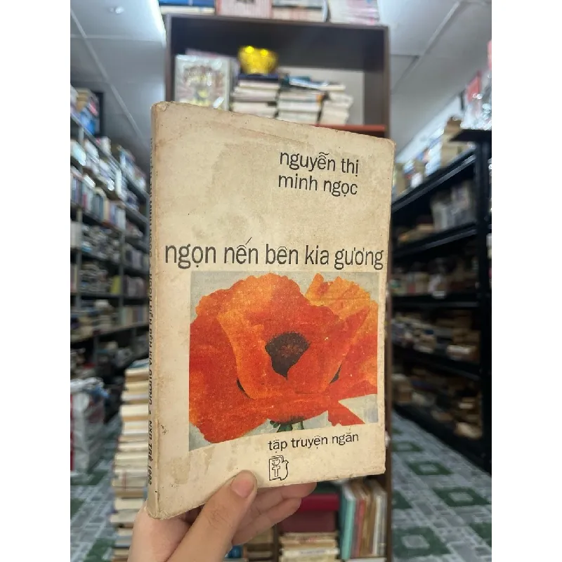 Ngọn nến bên kia gương - Nguyễn Thị Minh Ngọc 120320