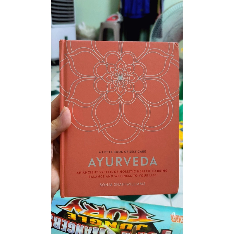 Sách ngoại văn chữa lành, chăm sóc bản thân AYURVEDA: A little book of self-care 478934