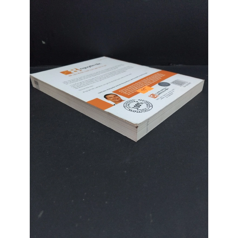 8 Nguyên tắc cưới được con gái tôi mới 80% bẩn bìa, ố, tróc bìa 2011 HCM2811 W.Bruce Cameron KỸ NĂNG 917438