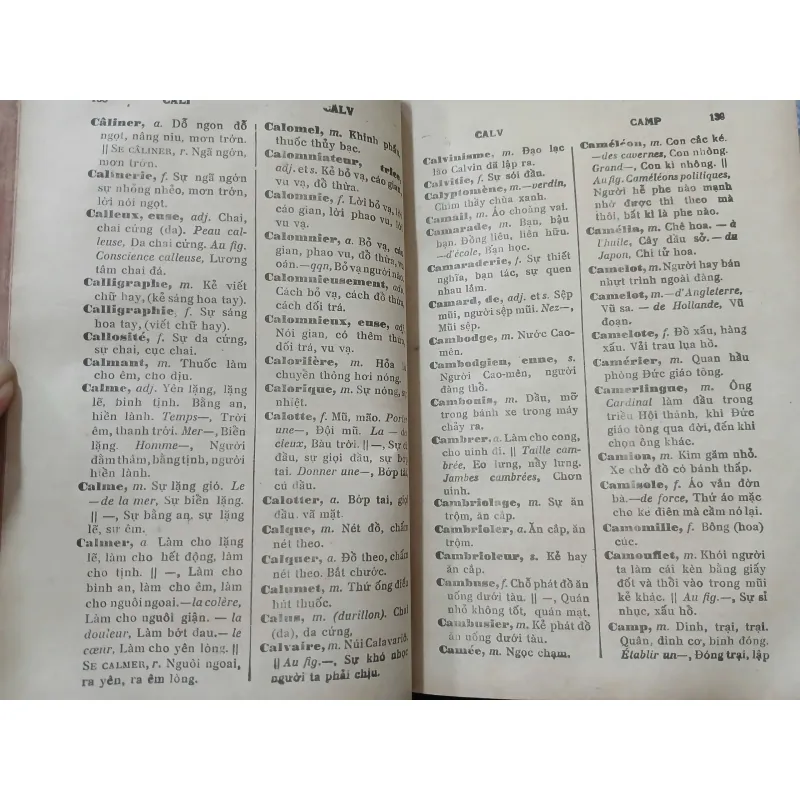 NOUVEAU DICTIONNAIRE FRANCAIS - ANNAMITE (TÂN TỪ ĐIỂN PHÁP - VIỆT) 629623