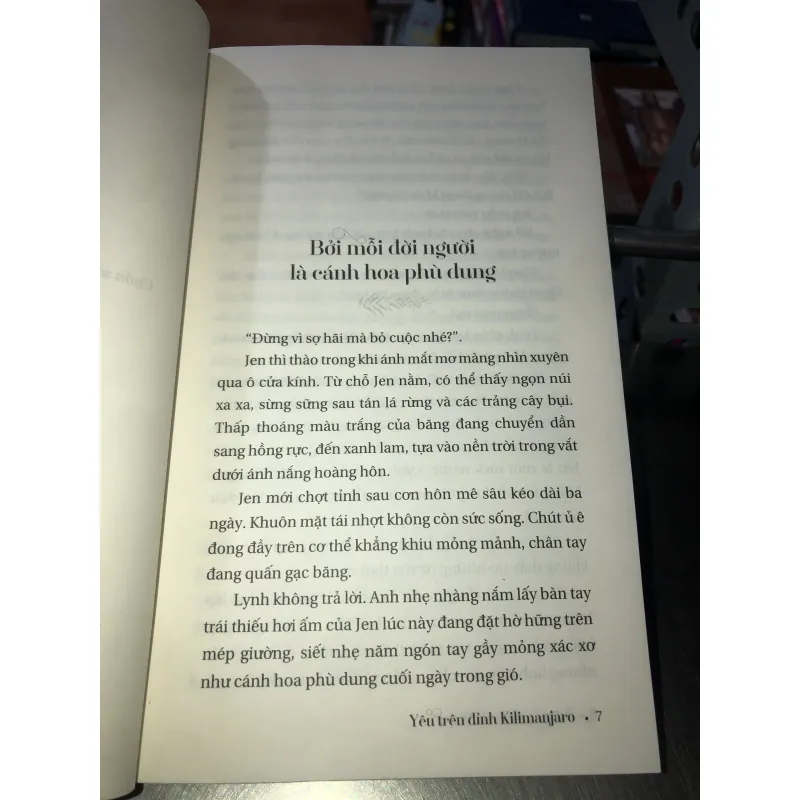 Yêu trên đỉnh Kilimanjaro - Nguyễn Quỳnh Trang 1009461