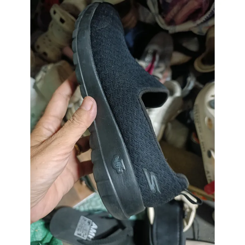 Skechers .. giày mọi thể thao  HẾT Ạ .  724923