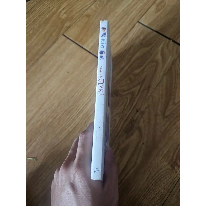 Chuyện của Ju & Ki
 748746