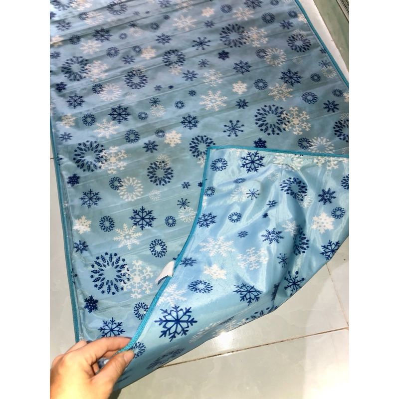 Nệm nước nằm mát. hình hoa tuyết 75x180Cm 508209