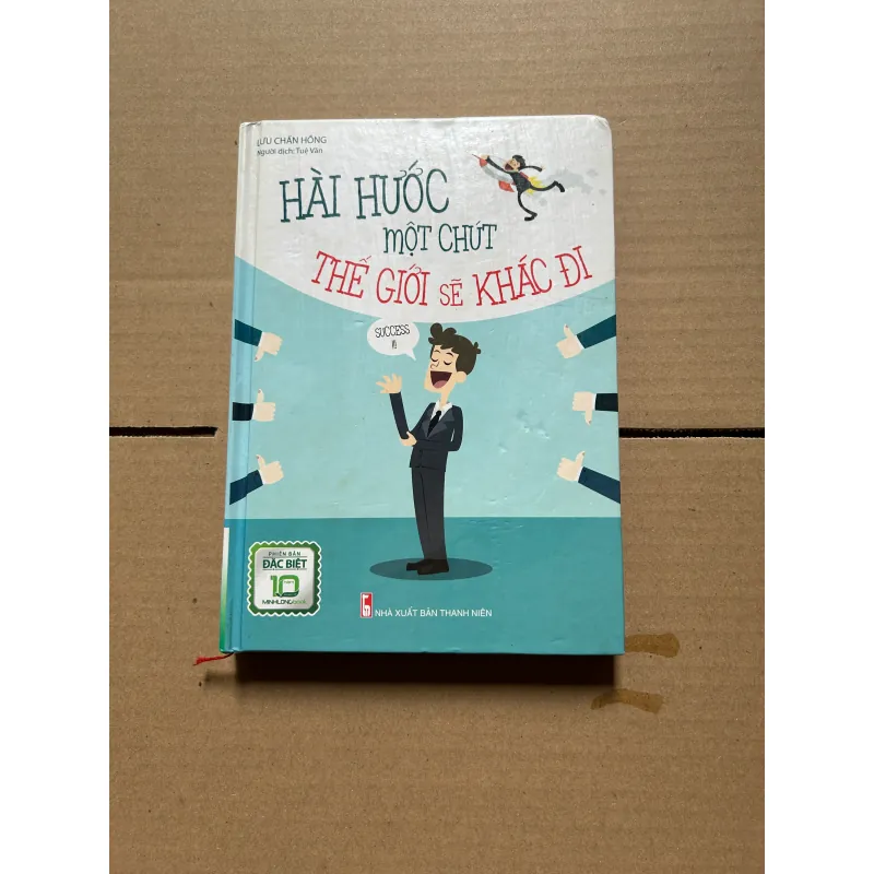 Hài hước một chút thế giới sẽ khác đi (bìa cứng) 957004