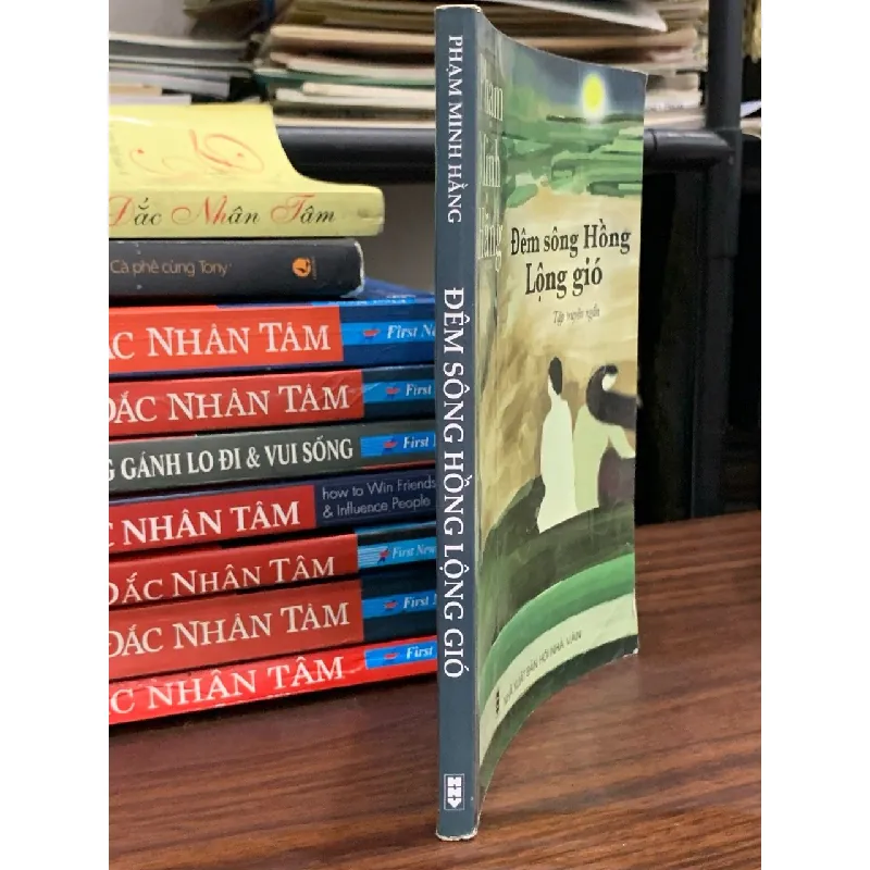 Đêm sông Hồng lộng gió- Phạm Minh Hằng 694541