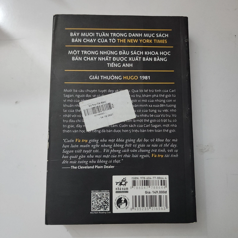 Sách Vũ trụ của Carl Sagan mới 95% 502878