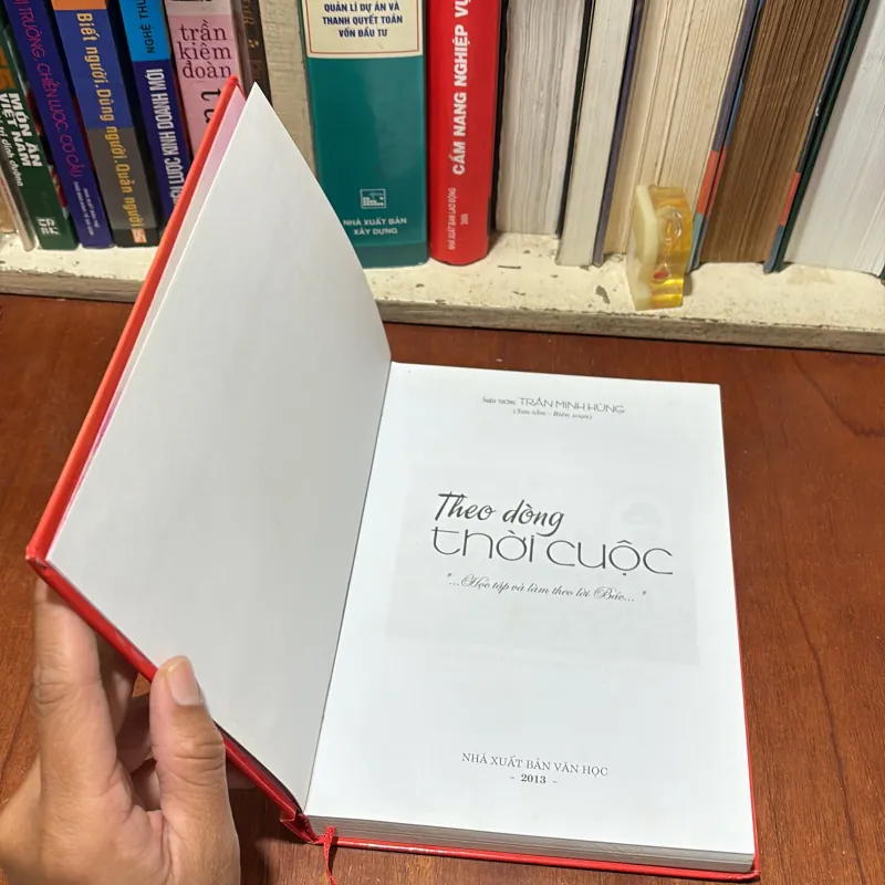 II Lịch Sử: Theo Dòng Thời Cuộc - Thiếu Tướng Trần Minh Hùng - 2013 782346