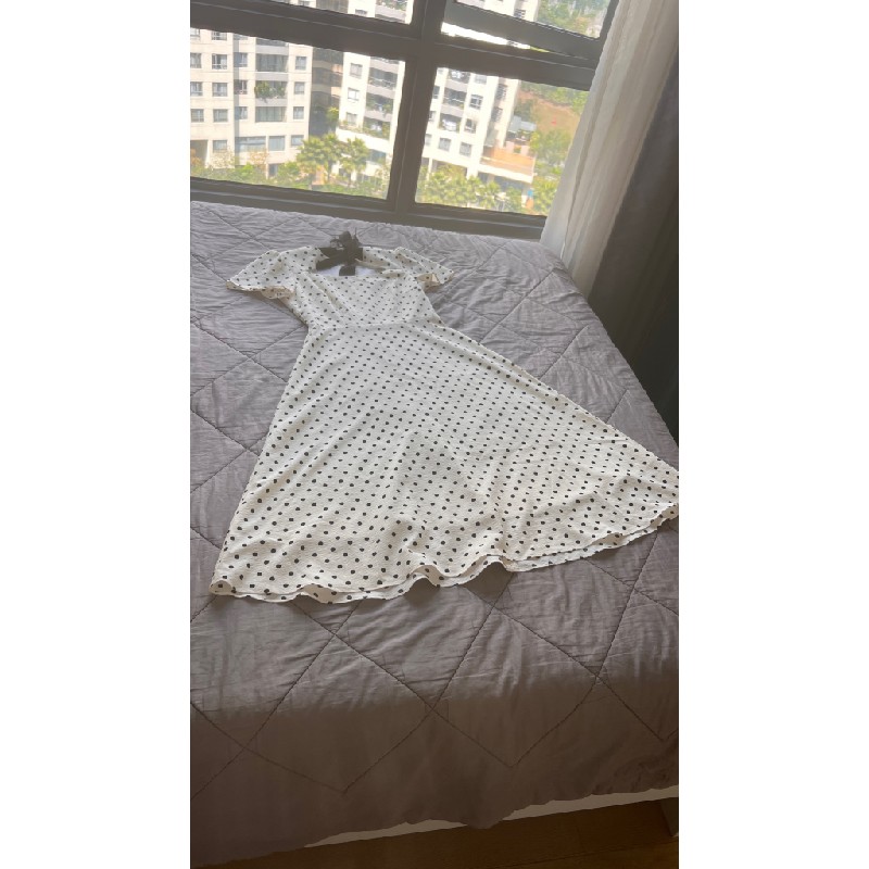 Váy hiệu Lép size L, mới 99% 19875