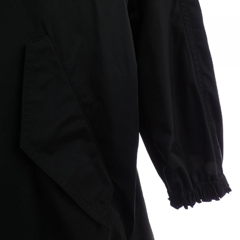 Áo khoác MONCLER MUTCHE - Hàng hiệu Chính hãng 821715