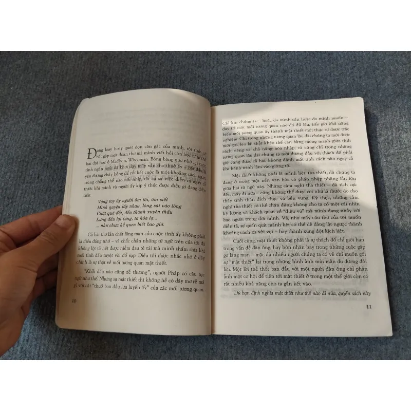 VŨ ĐIỆU CỦA SỰ MẬT THIẾT 727188