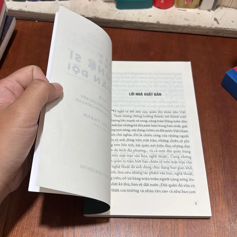 II Tuyển Chọn: Chân Dung Các Nghệ Sĩ Quân Đội (Tập 2) - Thái Chí Thanh - 2020 786214
