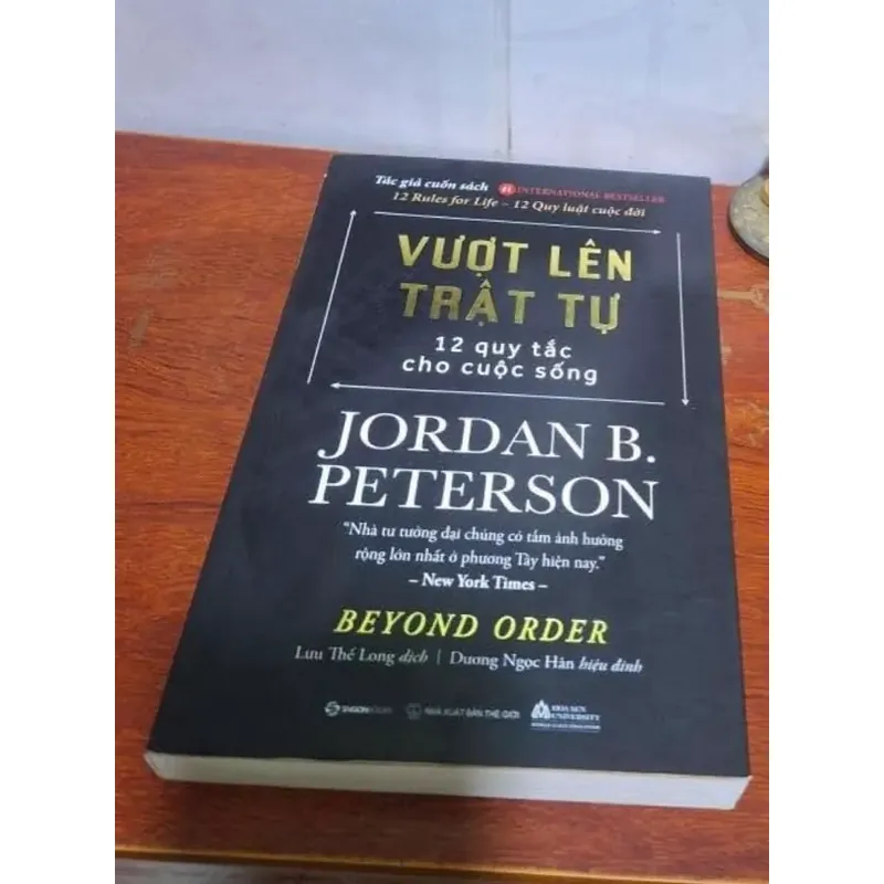 Vượt lên trật tự 592199