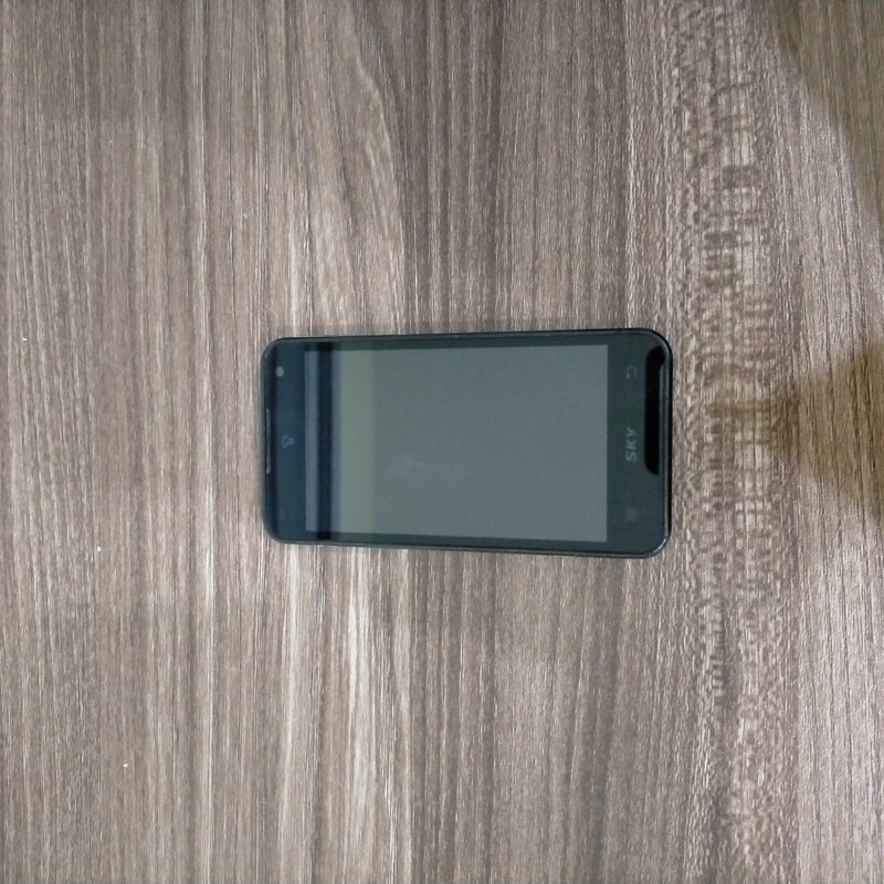 Sky A760s iphone 5s và Blackberry 8820 162821