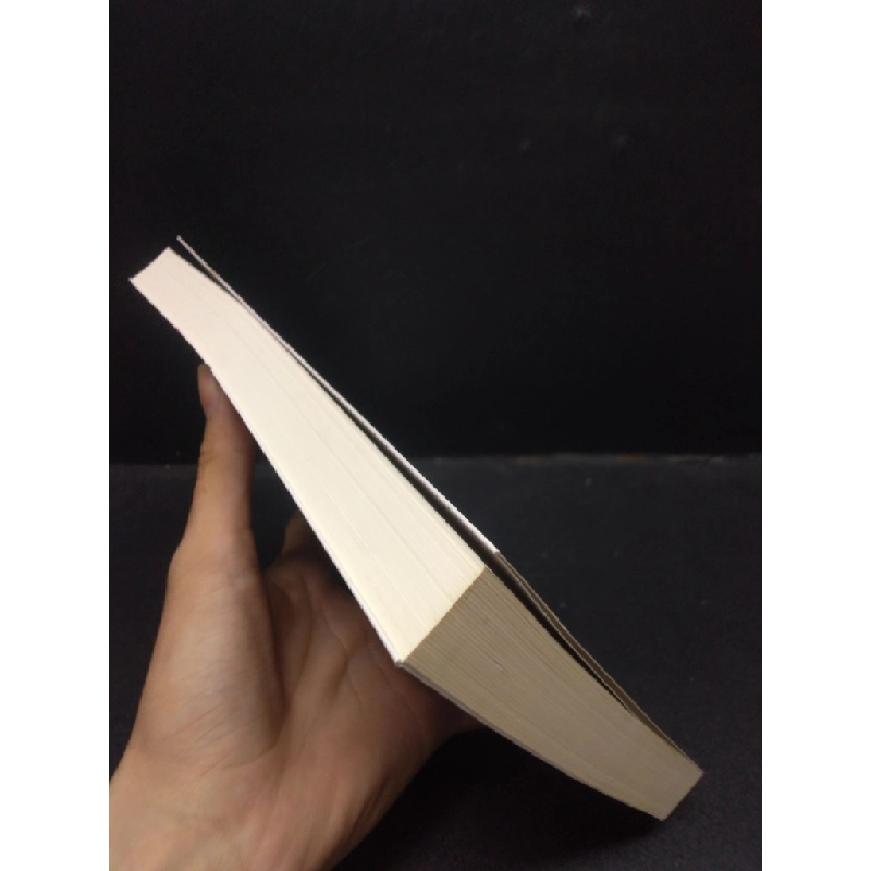 Thuật lãnh đạo trong khủng hoảng và biến động 2020 mới 90% bẩn nhẹ HCM.ASB0309 341134