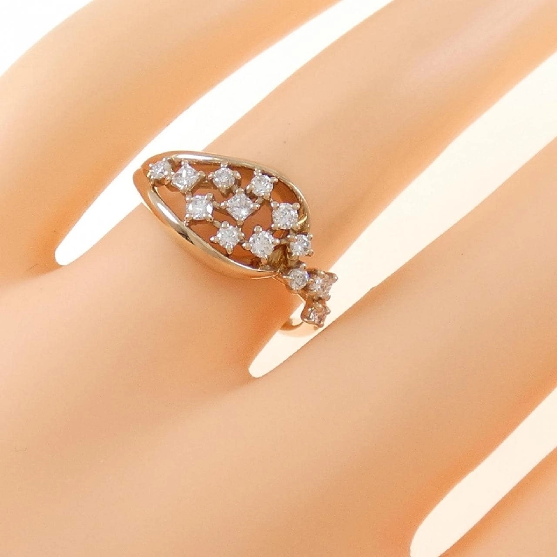 Nhẫn kim cương K18PG 0.35CT 672319