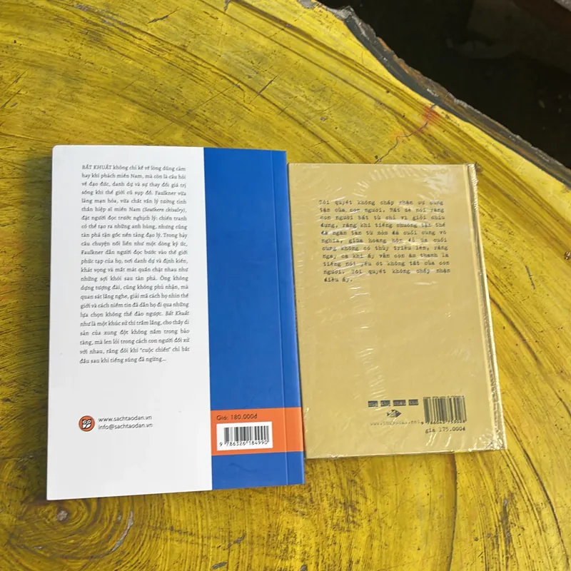 COMBO WILLIAM FAULKNER: BẤT KHUẤT & MÙA THU CHÂU THỔ 735025