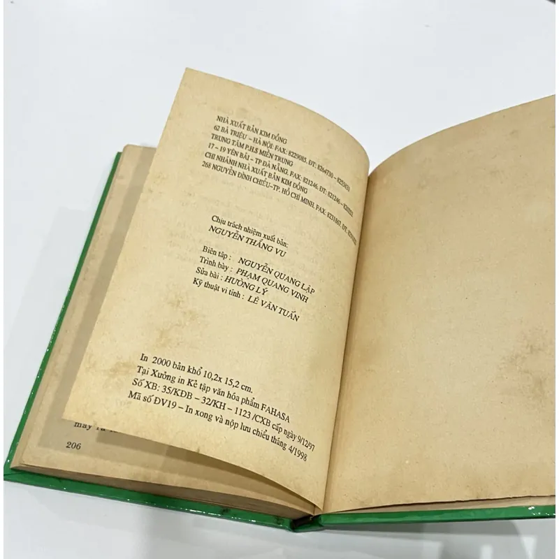 Tuổi thơ dữ dội – Tập 4: Địa ngục – Phùng Quán 674621