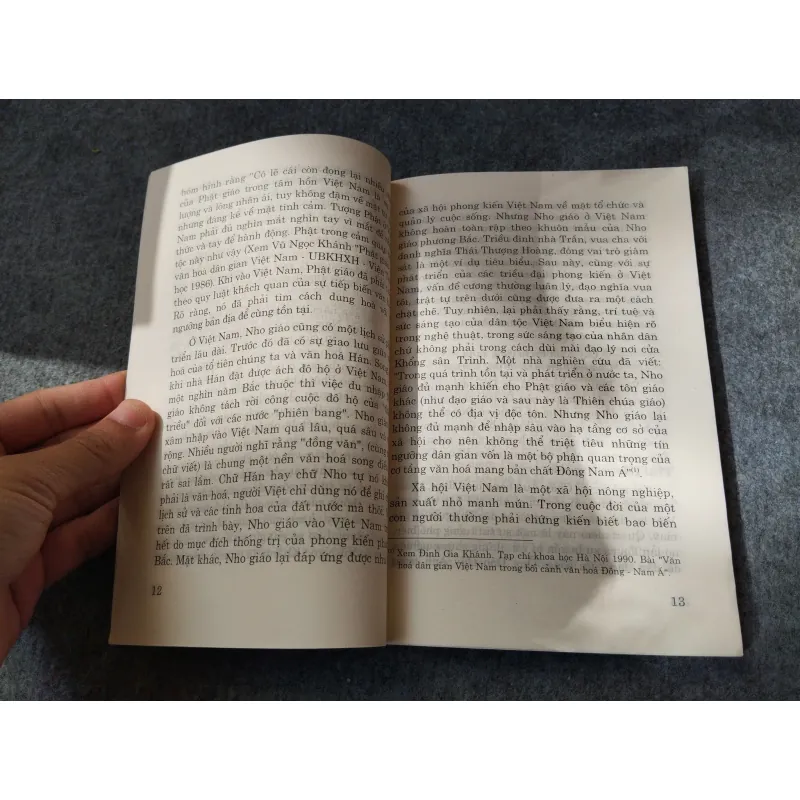 NGHỆ THUẬT ỨNG XỬ CỦA NGƯỜI VIỆT 720011