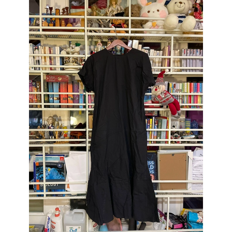 Đầm đen Size M/L, Tay bòng, còn mới 523676