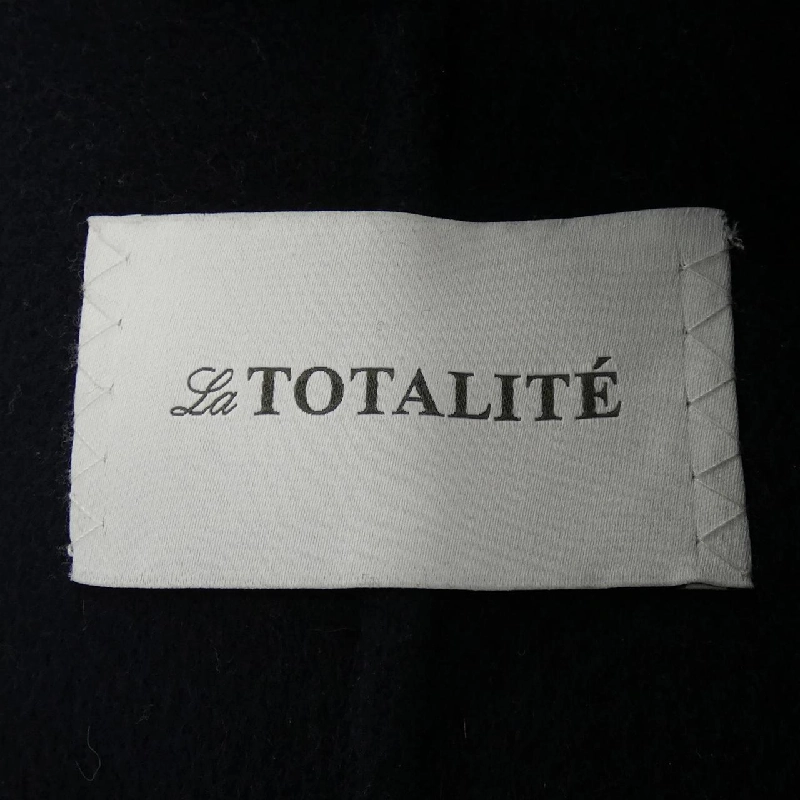 Áo khoác TOTALITE - Hàng hiệu Authentic 820046