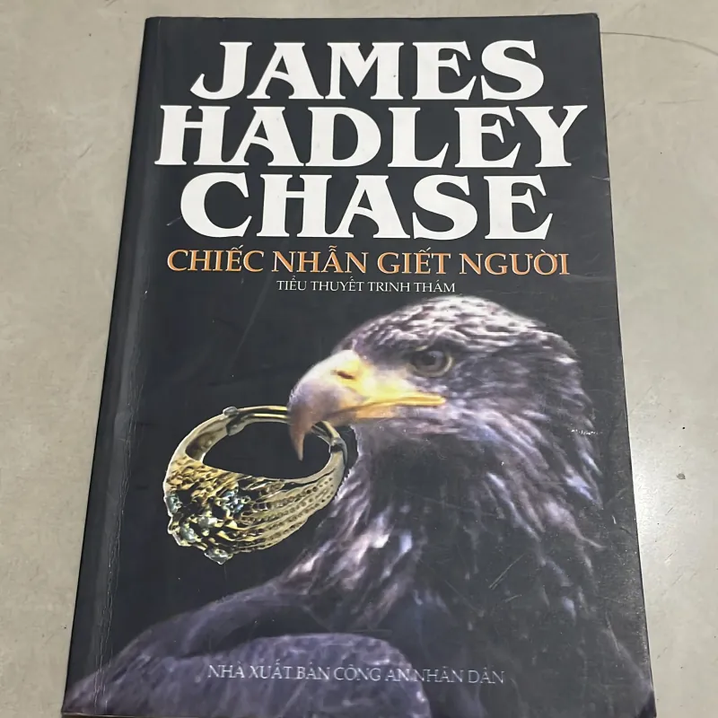 Chiếc nhẫn giết người - James Hadley Chase 1020067