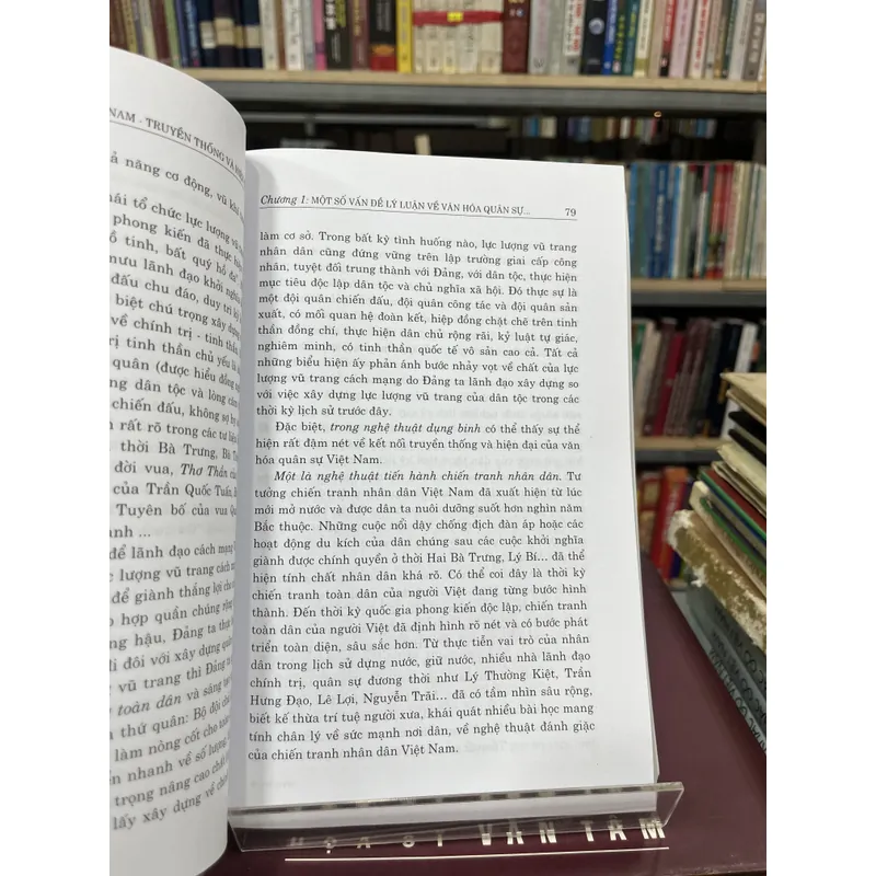 VĂN HOÁ QUÂN SỰ VIỆT NAM TRUYỀN THỐNG VÀ HIỆN ĐẠI 705446