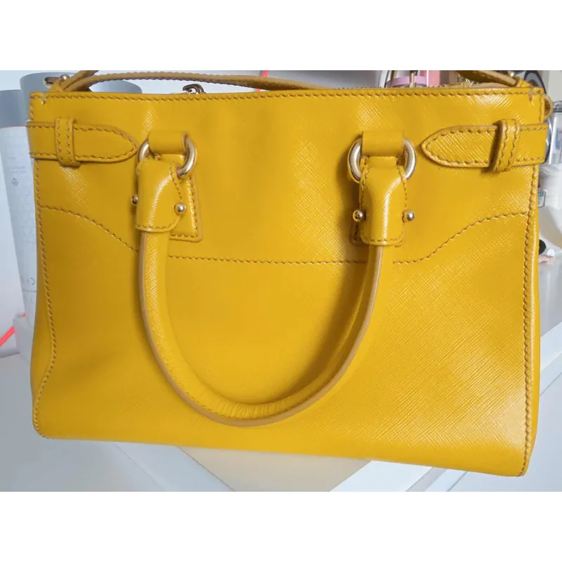 Túi Salvatore auth 💯 715452