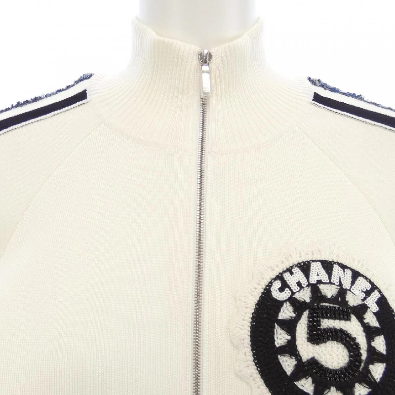 Áo khoác CHANEL LOOK34 P74166K10645 23C 628667