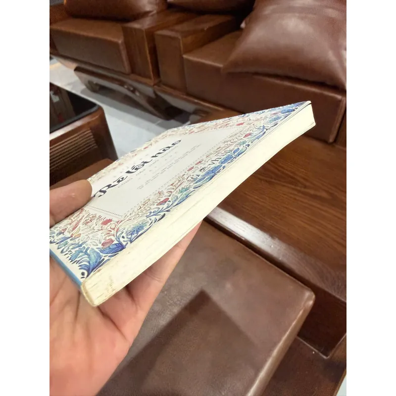 Rẽ lối nào cũng gặp nhớ thương – Tập thơ (Việt – Anh)- K5 1035183