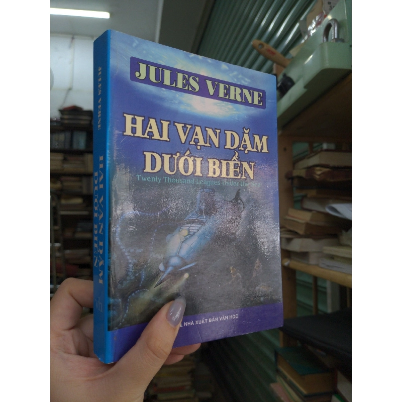 Hai vạn dặm dưới đáy biển - Jules Verne 360454