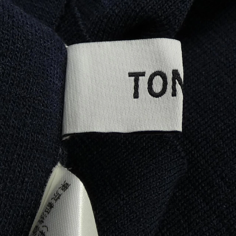 Áo thun TONAL - Hàng hiệu Authentic 627499